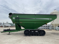 J&M 1520-22T Grain Cart c/w Storm Tracker Tracks