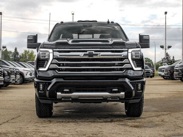 2025 Chevrolet Silverado 3500HD High Country in Cars & Trucks in Edmonton - Image 3