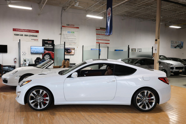 2016 Hyundai Genesis 3.8L GT - LEATHER|SUNROOF|CAMERA|NAVIGATION in Cars & Trucks in City of Toronto - Image 3
