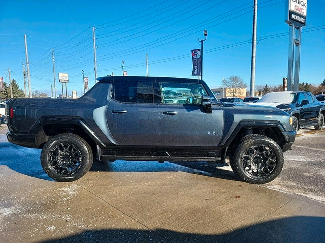2025 GMC HUMMER EV Pickup 2X in Cars & Trucks in Markham / York Region - Image 4