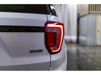 **ACCIDENT FREE - MECHANICALLY CERTIFIED** 111,824 KM This 2018 Ford Explorer AWD Sport is powered b... (image 7)