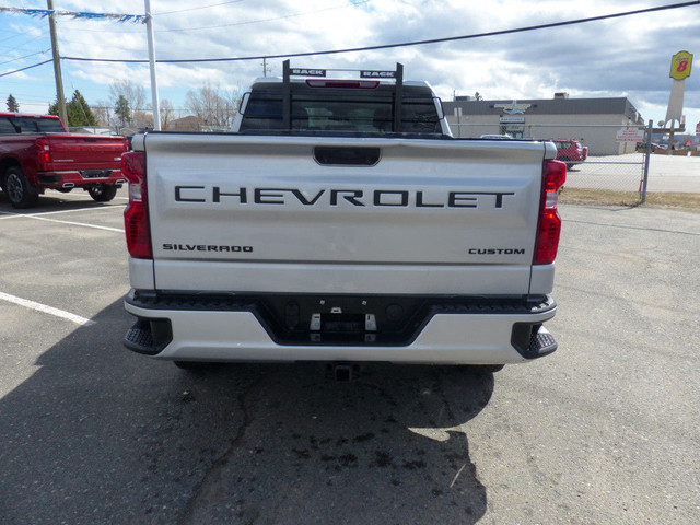 2022 Chevrolet Silverado 1500 Custom - Aluminum Wheels - $295 B/ in Cars & Trucks in Thunder Bay - Image 4