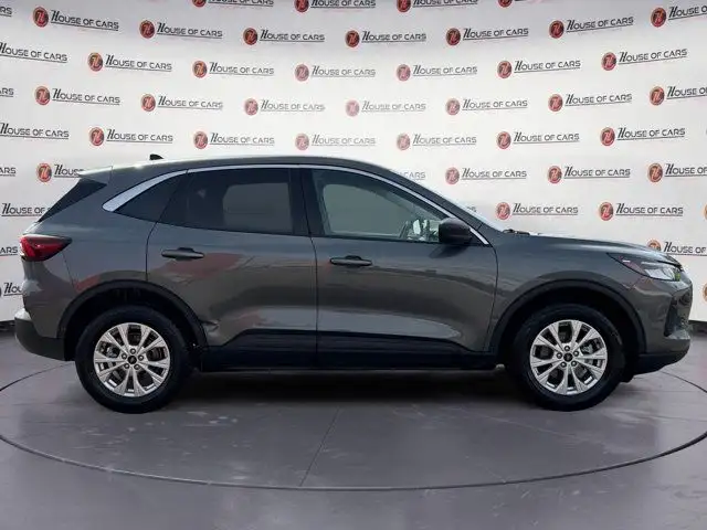 2023 Ford Escape Active in Cars & Trucks in Calgary - Image 9