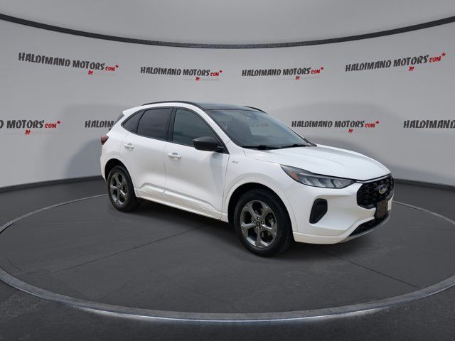 2023 Ford Escape ST-Line in Cars & Trucks in Hamilton - Image 2