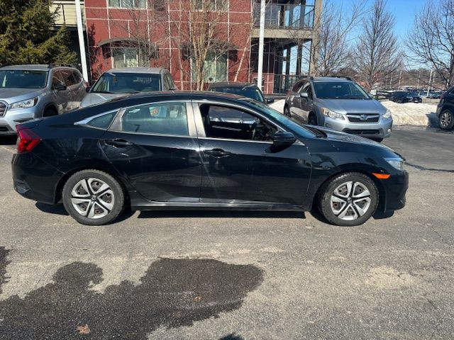 2017 Honda Civic Sedan LX automatic we finance in Cars & Trucks in Cambridge - Image 4