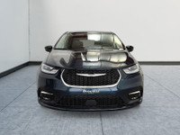 Decouvrez le vehicule ideal chez Desmeules Chrysler a Laval! Vous etes a la recherche d'un vehicule... (image 1)