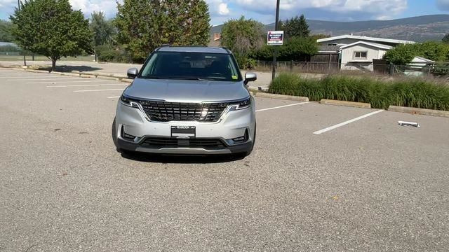 2022 Kia Carnival SX 7-Passenger, Blind Spot Collision Avoida... in Cars & Trucks in Penticton - Image 3