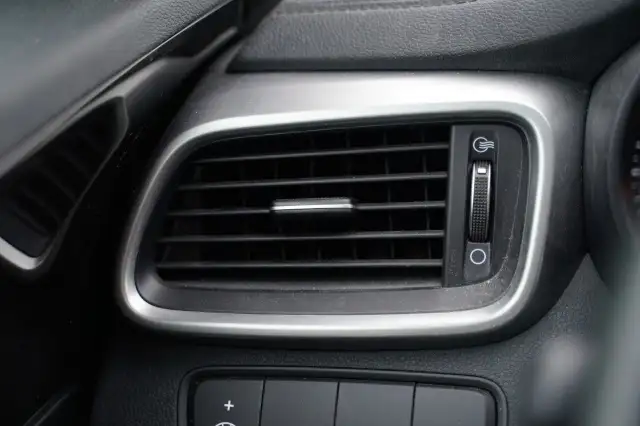 2019 Kia Sorento in Cars & Trucks in Ottawa - Image 33