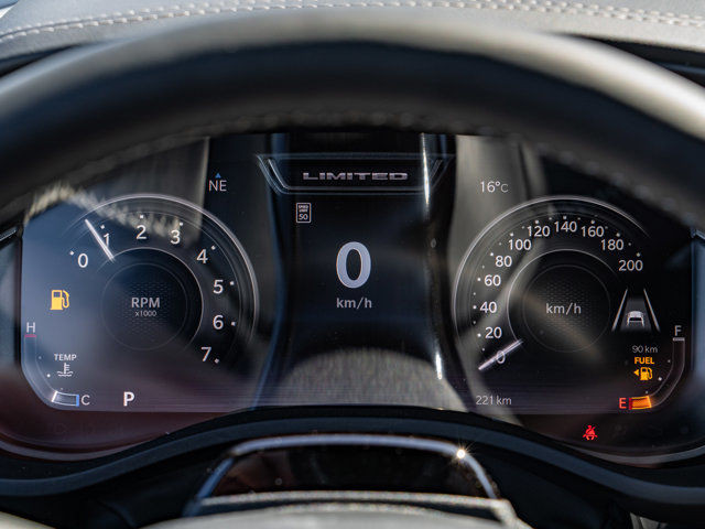 2025 Ram 1500 Limited in Cars & Trucks in Barrie - Image 3