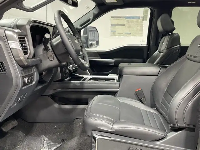 2025 Ford Super Duty F-250 SRW Platinum in Cars & Trucks in Strathcona County - Image 18