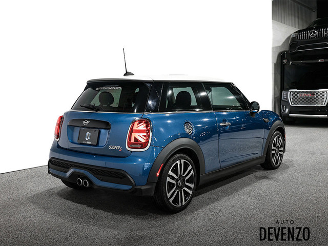  2022 MINI 3 Door Cooper S 6-Speed Navigation / Panoroof in Cars & Trucks in Laval / North Shore - Image 3