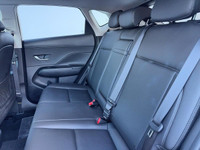 Le Hyundai Kona 2024 version Preferred AWD Trend Toit Cuir Mags Bluetooth est un VUS compact alliant... (image 8)