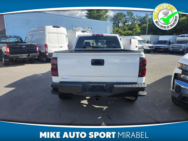 Chevrolet Silverado 1500 Camion de travail cabine multiplace 143 in Cars & Trucks in Laval / North Shore - Image 4
