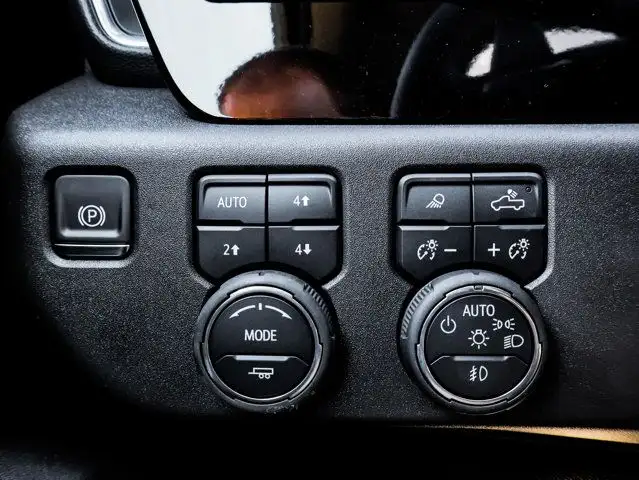 2025 Chevrolet Silverado 1500 LT Trail Boss in Cars & Trucks in Strathcona County - Image 22