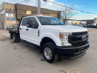  2022 Ford F-350 Crew Cab Flat Bed 4WD