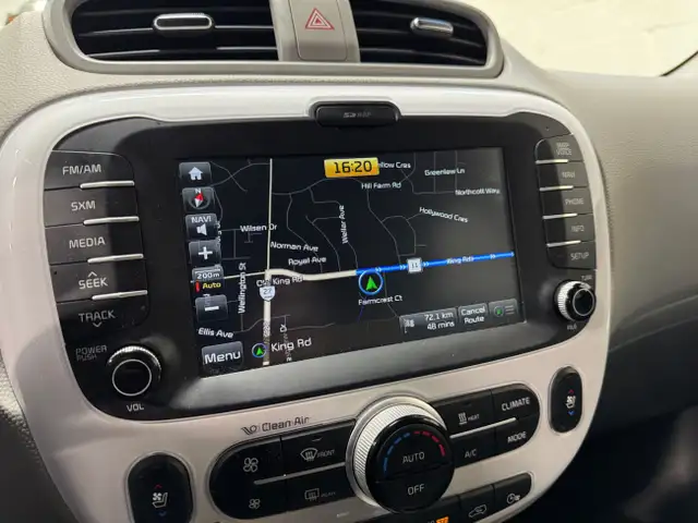 2018 Kia Soul EV LUXURY - BLUETOOTH - NAVI - BACKUP CAMERA - COM in Cars & Trucks in Mississauga / Peel Region - Image 16
