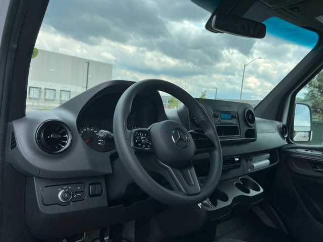 2023 Mercedes-Benz Sprinter Van Mercedes Sprinter 2500 - CARGO - in Cars & Trucks in Oakville / Halton Region - Image 4