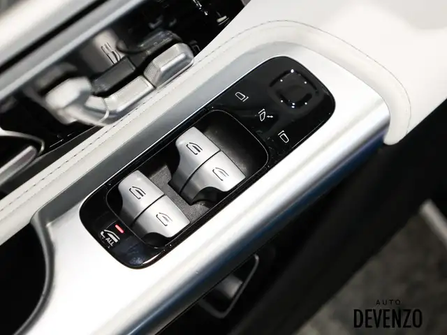 2022 Mercedes-Benz SL-Class AMG SL63 Roadster 577hp Hyper Blue M in Cars & Trucks in Laval / North Shore - Image 17