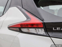 Recent Arrival! 17 Alloy Wheels, Active Cruise Control, Auto-dimming Rear-View mirror, Emergency com... (image 7)