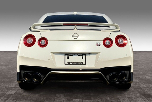 2023 Nissan Gt-r AWD PREMIUM in Cars & Trucks in Strathcona County - Image 4