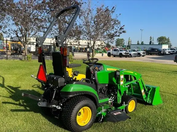 2024 John Deere 1025R in Farming Equipment in Lloydminster - Image 6