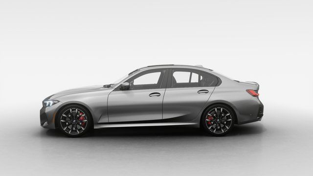 2025 BMW 3 Series 330i xDrive in Cars & Trucks in Laval / North Shore - Image 4
