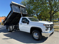 DUMP TRUCK with Hydraulic Lift in excellent condition with a clean carfax and one previous owner. Wi... (image 6)