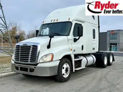 Ryder Stock ID: 840510 Transmission Type/Speed: Auto 13 Engine: DIESEL DD15 GHG'17 475/1625 Horse Po...