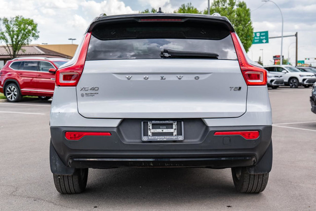 2021 Volvo XC40 R-Design in Cars & Trucks in Edmonton - Image 4
