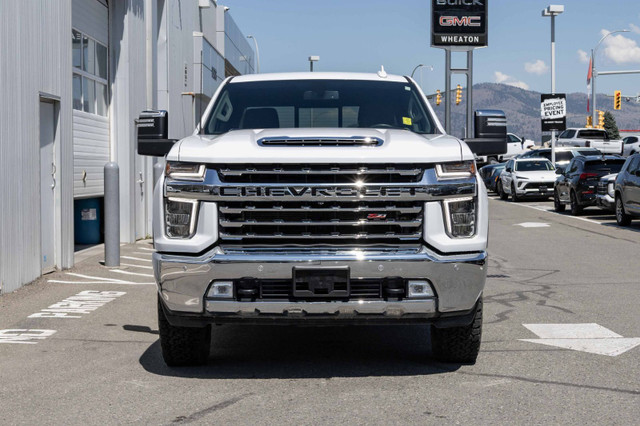 2022 Chevrolet Silverado 3500 HD LTZ 6.6L Duramax, Z71 Off-Road  in Cars & Trucks in Kamloops - Image 2