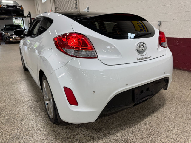 2016 Hyundai Veloster 3dr Cpe Manual - BLUETOOTH - BACKUP CAMERA in Cars & Trucks in Mississauga / Peel Region - Image 4