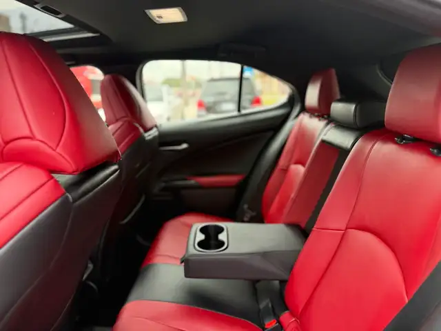 2019 Lexus UX 250h F SPORT | RED LEATHER | HYBRID in Cars & Trucks in City of Toronto - Image 36