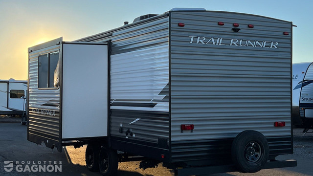 2023 Trail Runner 261 BHS Roulotte de voyage in Travel Trailers & Campers in Laval / North Shore - Image 4