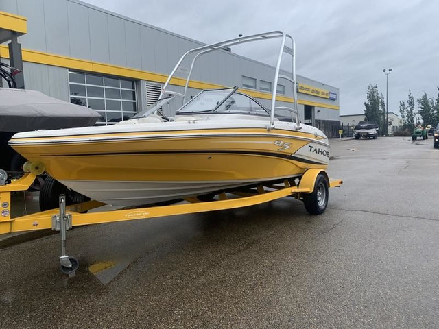 2014 Tahoe Q5i in Powerboats & Motorboats in Edmonton - Image 2