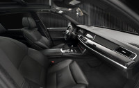 2012 BMW 5 Series 550i xDrive Gran Turismo. This versatile luxurious and powerful vehicle comes equi... (image 9)