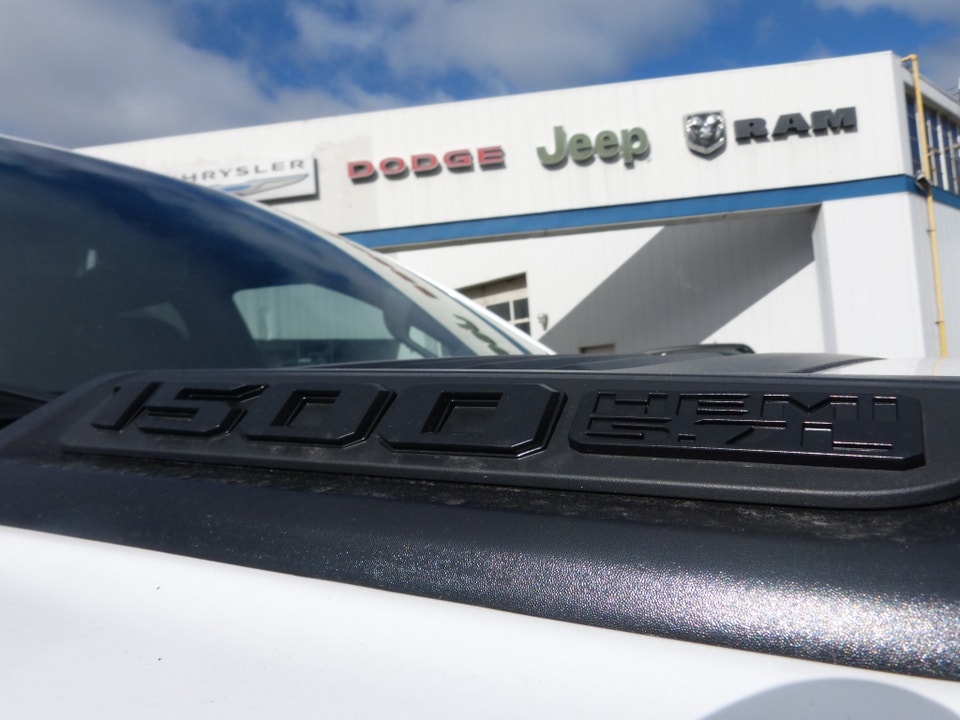 2022 Ram 1500 SPORT
