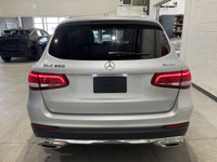 // JAMAIS ACCIDENTÉ! //Le Mercedes-Benz GLC300 2017 version GLC 300 4MATIC 2.0L **TOIT PANO**NAVI**C... (image 7)