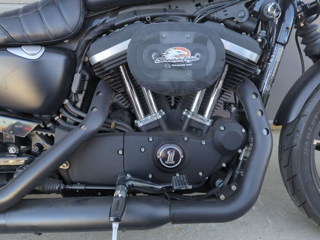 2016 Harley-Davidson Sportster XL883N - Iron 883 in Street, Cruisers & Choppers in Calgary - Image 2