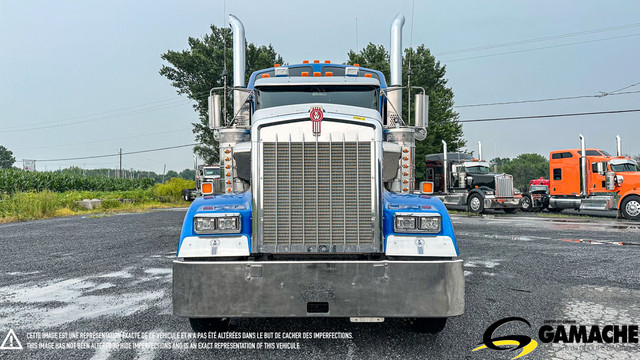 2016 KENWORTH W900L HIGHWAY / SLEEPER TRUCK / TRACTOR in Heavy Trucks in La Ronge - Image 2