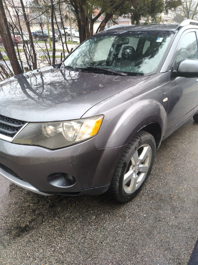 2008 Mitsubishi Outlander XLS