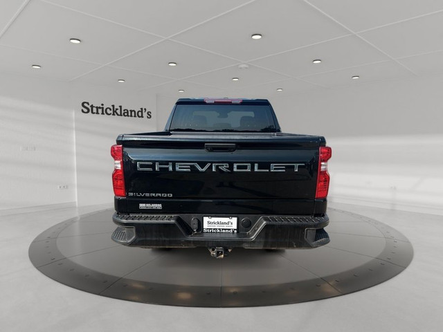 2023 CHEVROLET SILVERADO 1500 CREW CAB 4X4 WT in Cars & Trucks in Stratford - Image 4