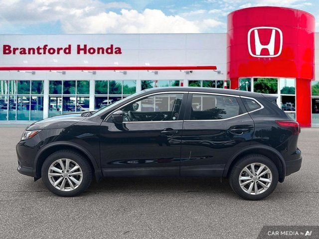 2017 Nissan Qashqai SV in Cars & Trucks in Brantford - Image 2