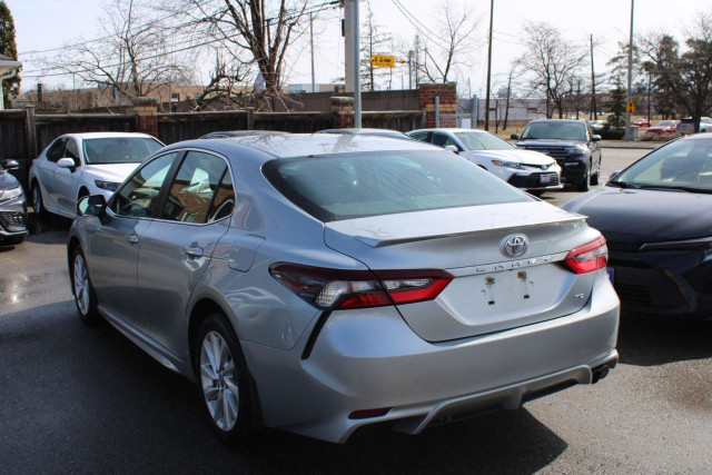 2022 Toyota Camry SE Auto in Cars & Trucks in Mississauga / Peel Region - Image 3