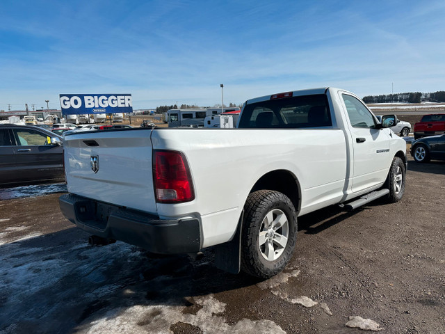 2012 Ram 1500 ST - 3.6 L V6 - Air - 2WD - New tires - SHOWROOM C in Cars & Trucks in Red Deer - Image 4
