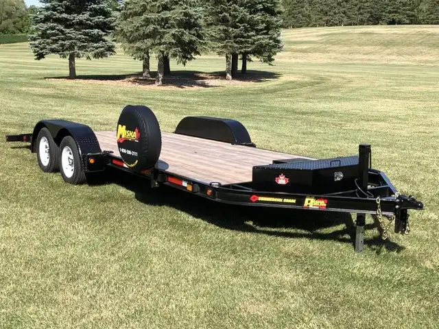 Deluxe Car Hauler by Miska Trailers in Cargo & Utility Trailers in Ottawa - Image 8