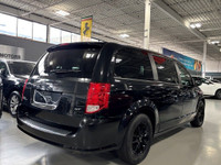 **SUMMER SPECIAL!** FEATURING : POWER SLIDING DOORS, POWER TRUNK, REAR DVD SCREEN, STOW&GO FOLDING S... (image 3)