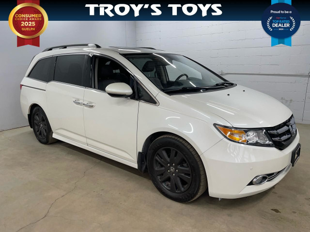 2015 Honda Odyssey Touring w/RES & Navi in Cars & Trucks in Guelph