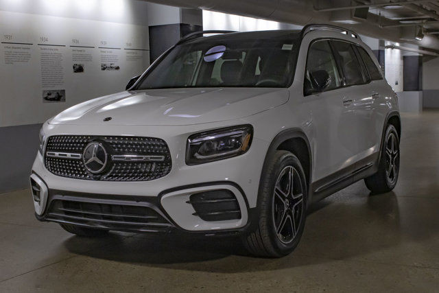 2025 Mercedes-Benz GLB GLB 250 4MATIC SUV in Cars & Trucks in Edmonton - Image 4