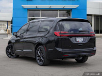 Recent Arrival! Brilliant Black Crystal Pearlcoat 2021 Chrysler Pacifica Limited AWD 9-Speed Automat... (image 3)