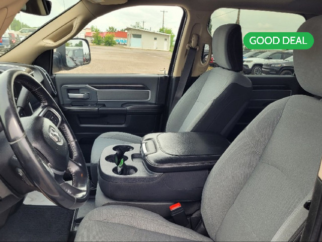 2020 Ram 3500 Big Horn - Tow Hitch - Rear Camera in Cars & Trucks in Lethbridge - Image 2
